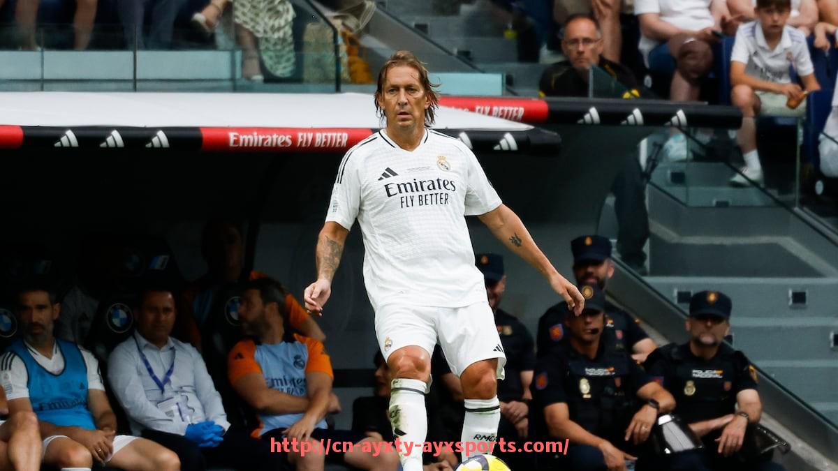 爱游戏体育-世俱杯历史传中次数最多球队排名及技术特点